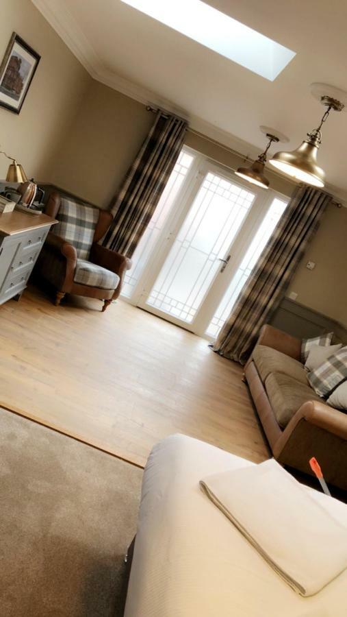 The Huntingdon Bed & Breakfast Dumfries Exterior photo